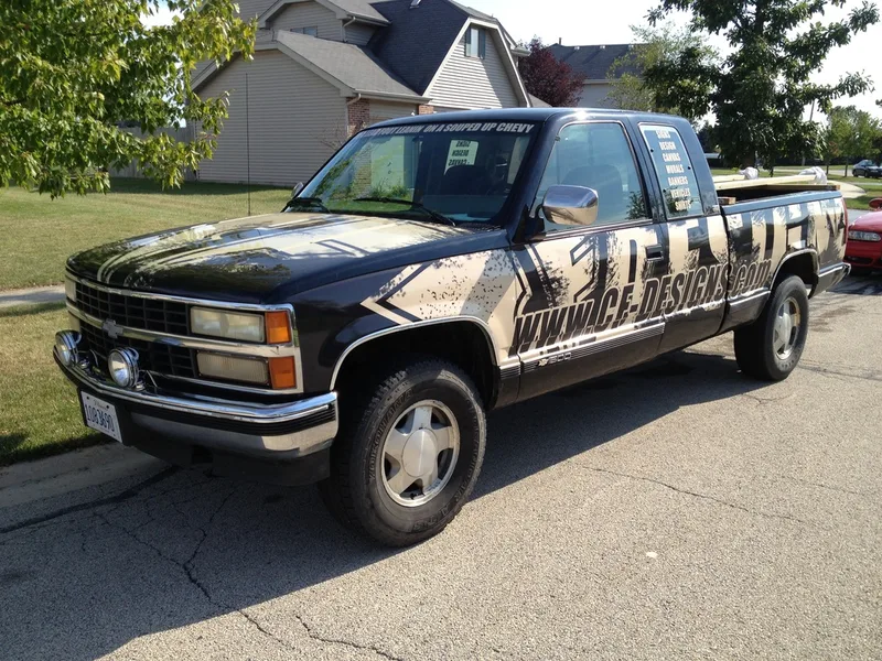 vehicle decals and wraps